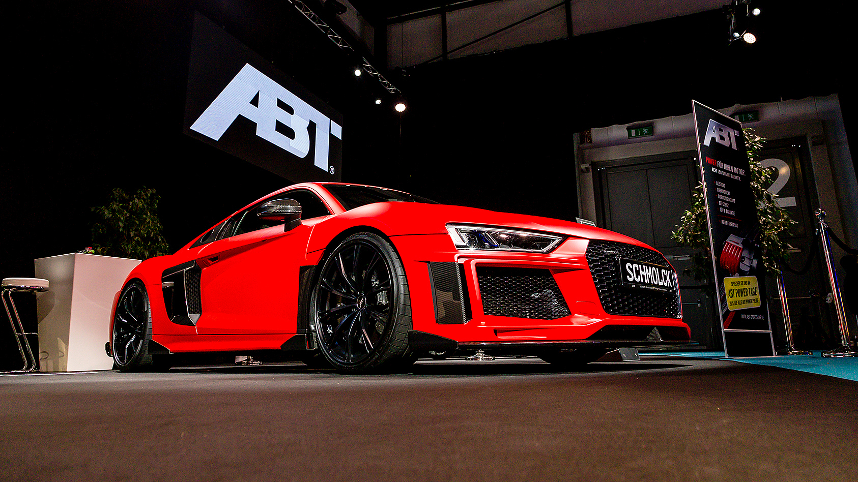 Sehen Sie hier den Rückblick von Schmolck bei der 34. Automobil-Messe mit der Tuningmesse Unlimited