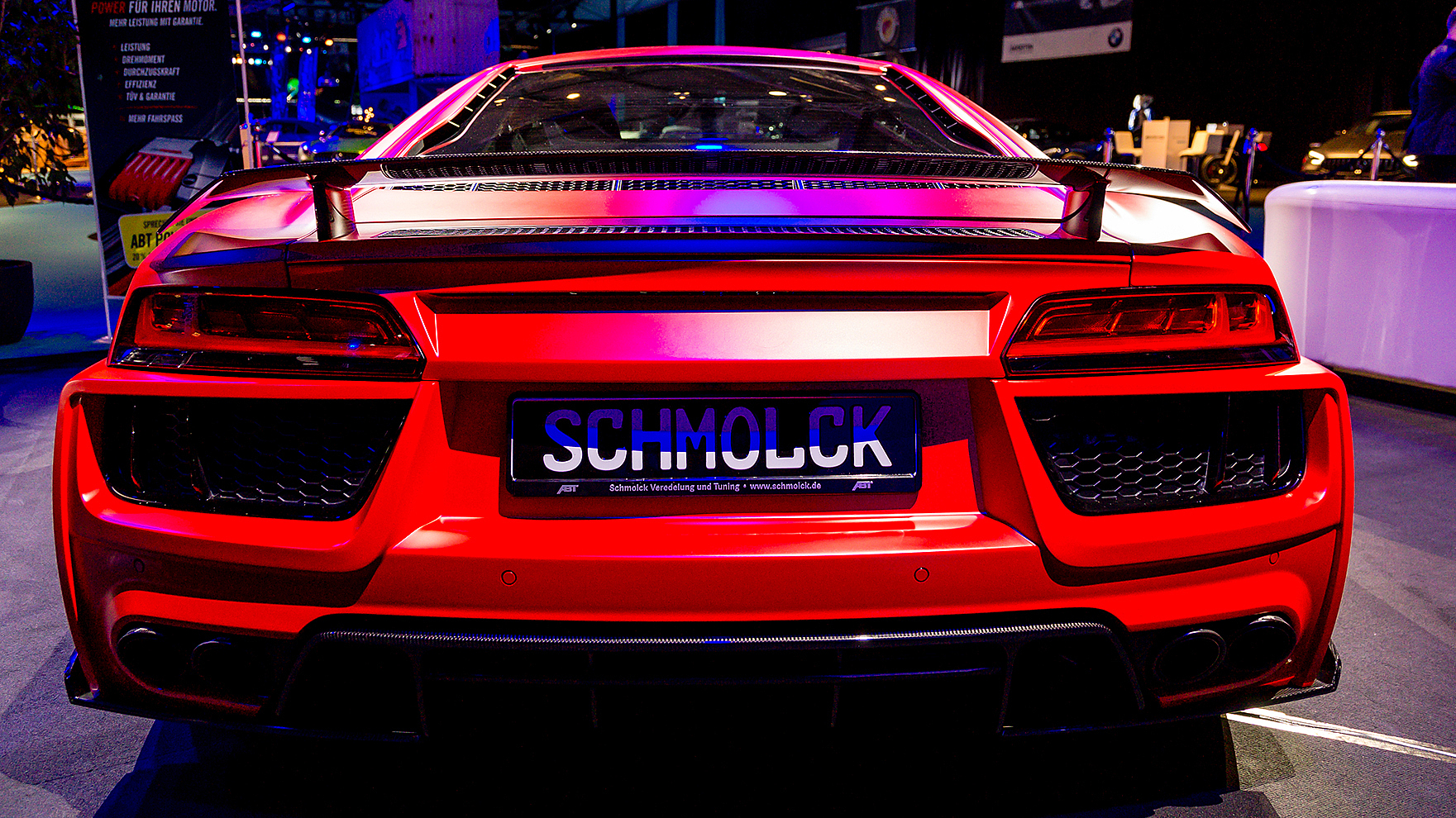 Sehen Sie hier den Rückblick von Schmolck bei der 34. Automobil-Messe mit der Tuningmesse Unlimited