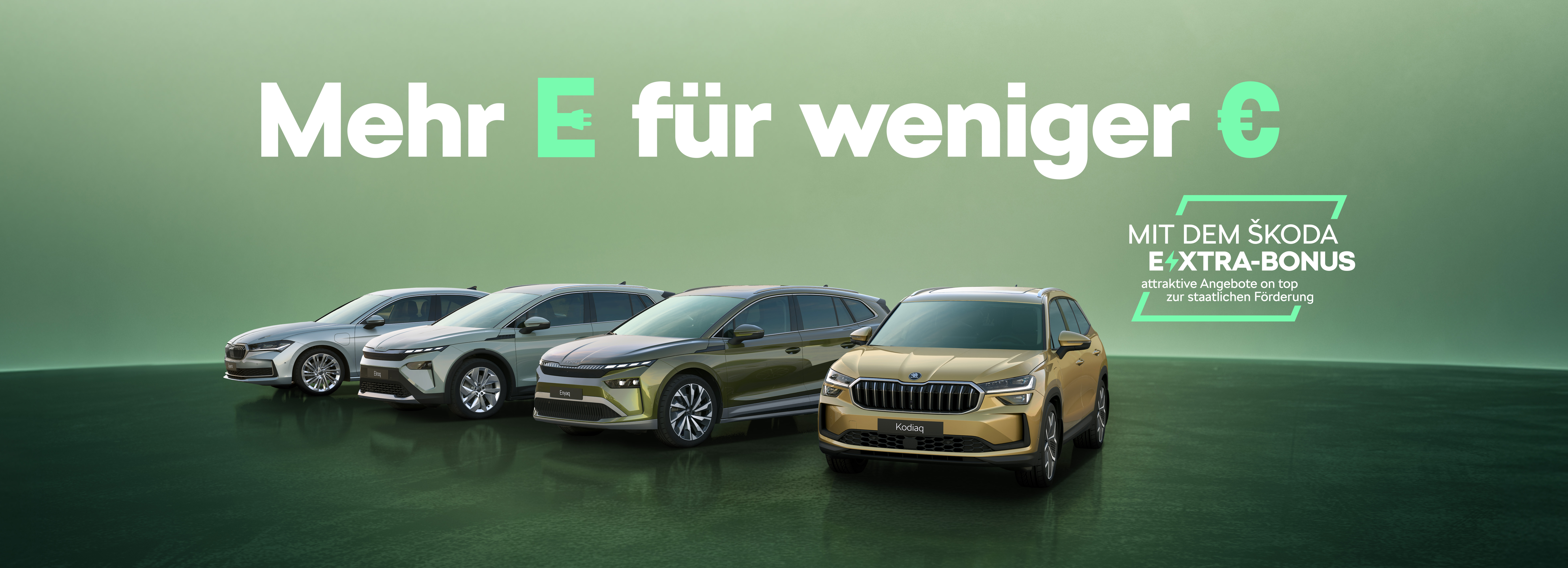 Auf dem Bild sind die Elektromodelle von Skoda zu sehen mit dem E-Xtra Bonus